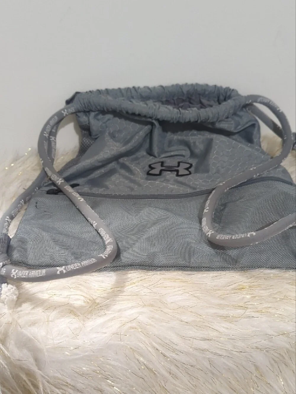 Under Armour Light Gray Drawstring Backpack with Front Zip Pocket